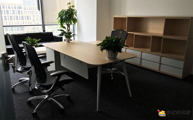 办公家具如何清洁?四种方法助你办公家具亮丽如新